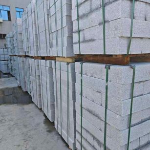 宿迁芝麻白路牙石，路侧石