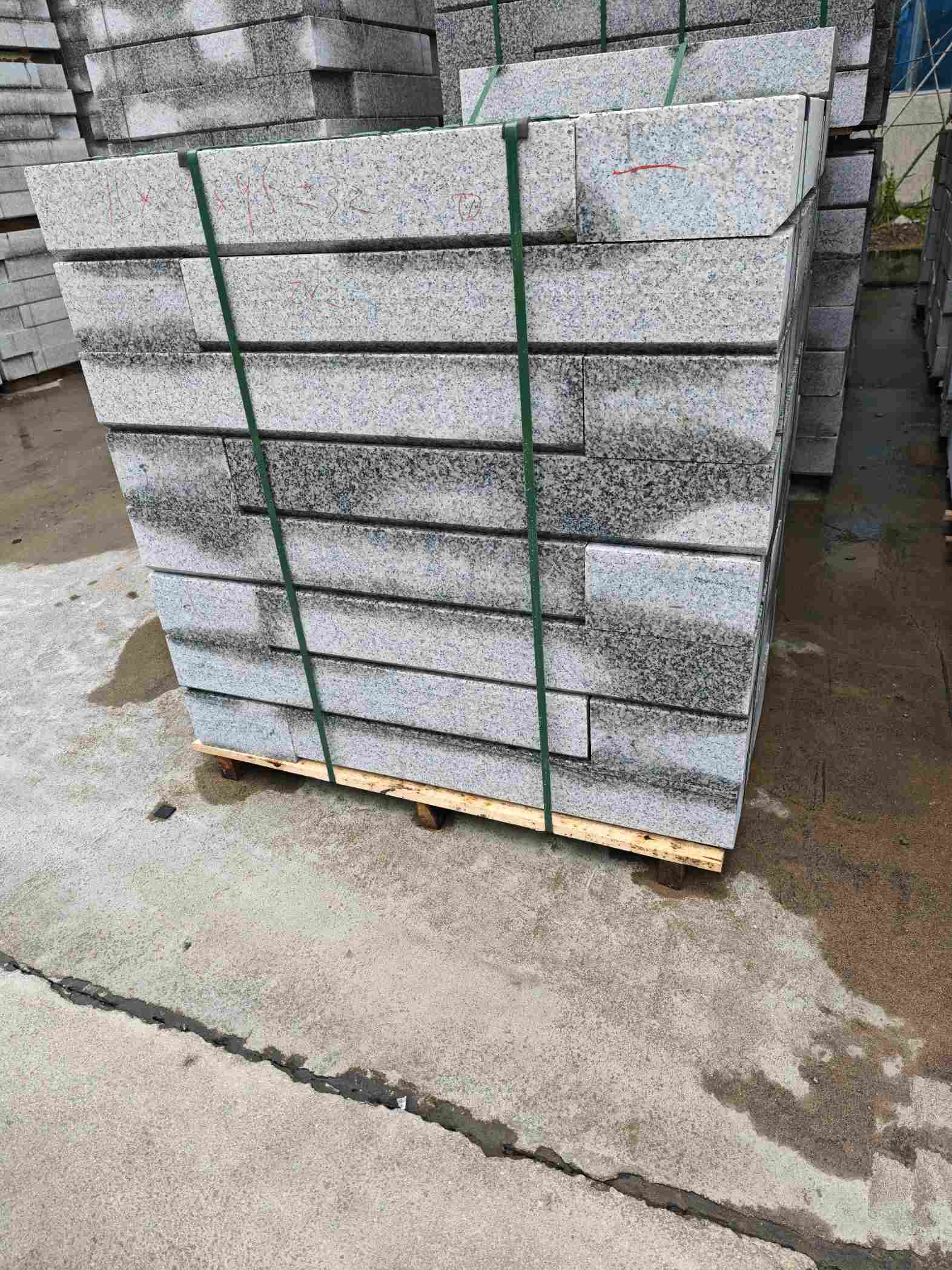 宿迁芙蓉白路牙石，马路牙子